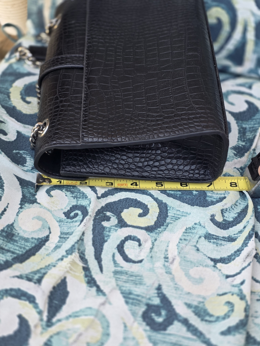 Saint Laurent Inspired Black Croc-Embossed Chain Shoulder Bag - Picture 7 of 14